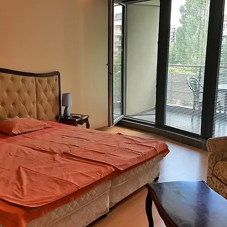 Mida Eh Apartment