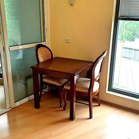 Apartment Mida Eh